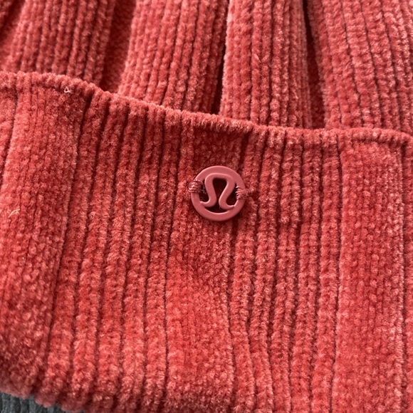 Lululemon hat - Picture 5 of 5